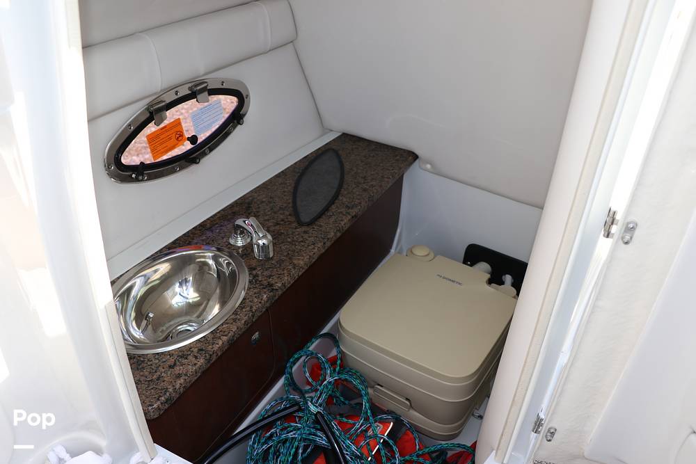 Slide: The Image of Crownline Boats 275SS 2018 - 45