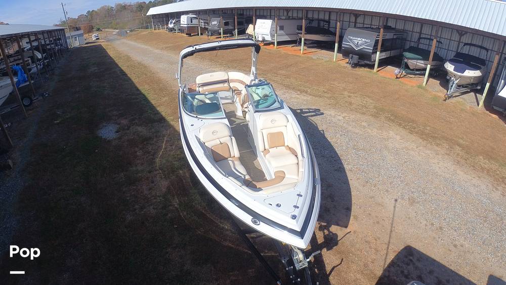 Slide: The Image of Crownline Boats 275SS 2018 - 6