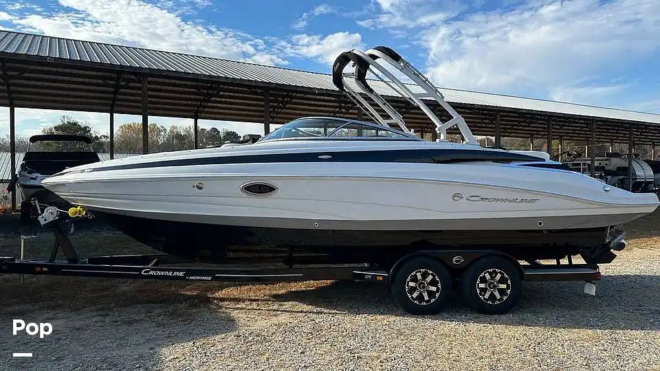 Slide: The Image of Crownline Boats 275SS 2018 - 62