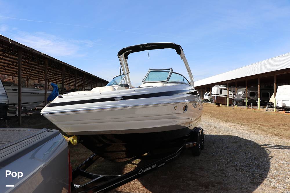 Slide: The Image of Crownline Boats 275SS 2018 - 63