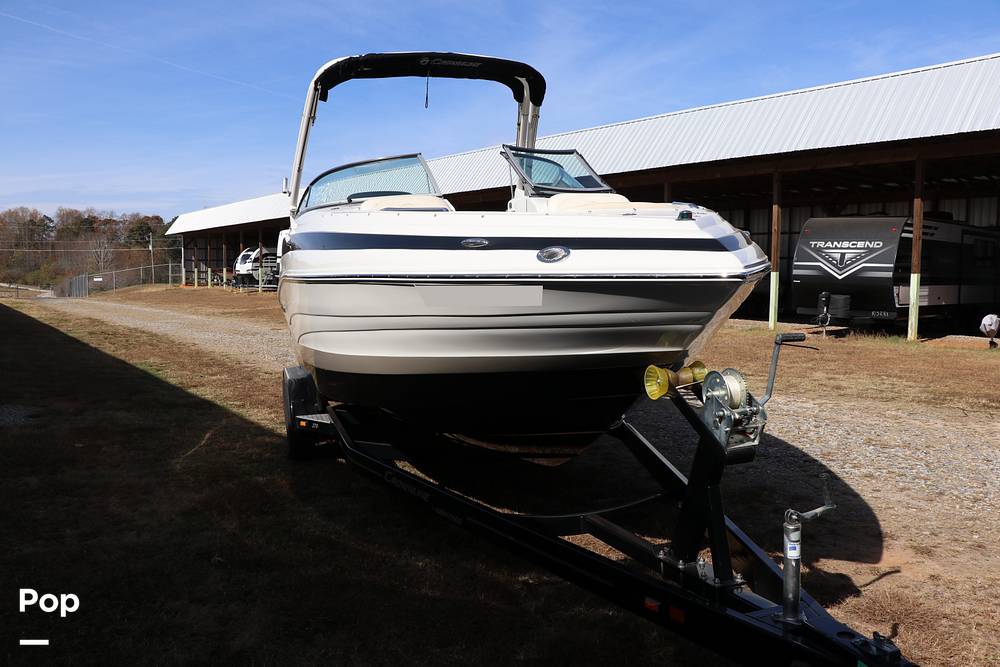 Slide: The Image of Crownline Boats 275SS 2018 - 64