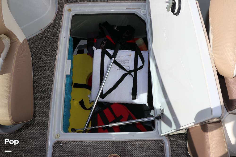 Slide: The Image of Crownline Boats 275SS 2018 - 79