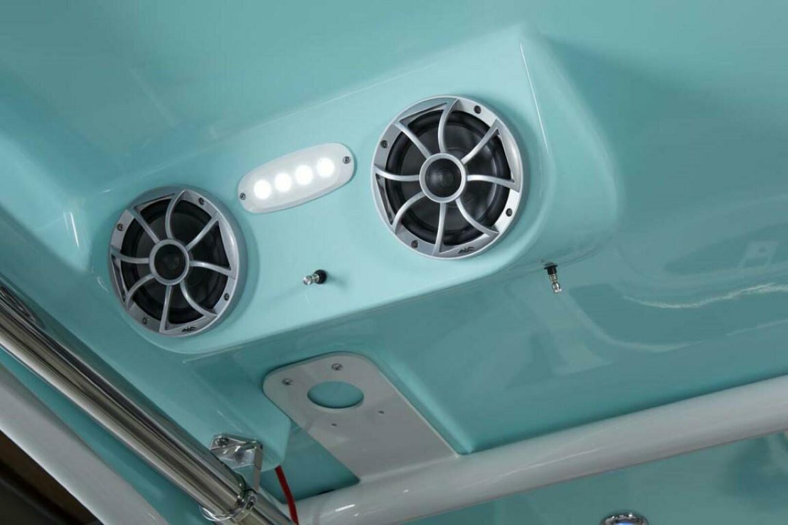 Slide: The Image of Crownline Boats 280 DC 2024 - 3731641