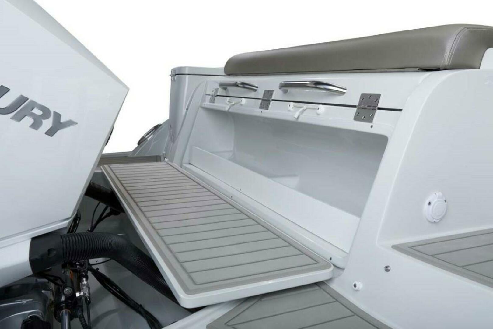 Slide: The Image of Crownline Boats 280 DC 2024 - 3731629