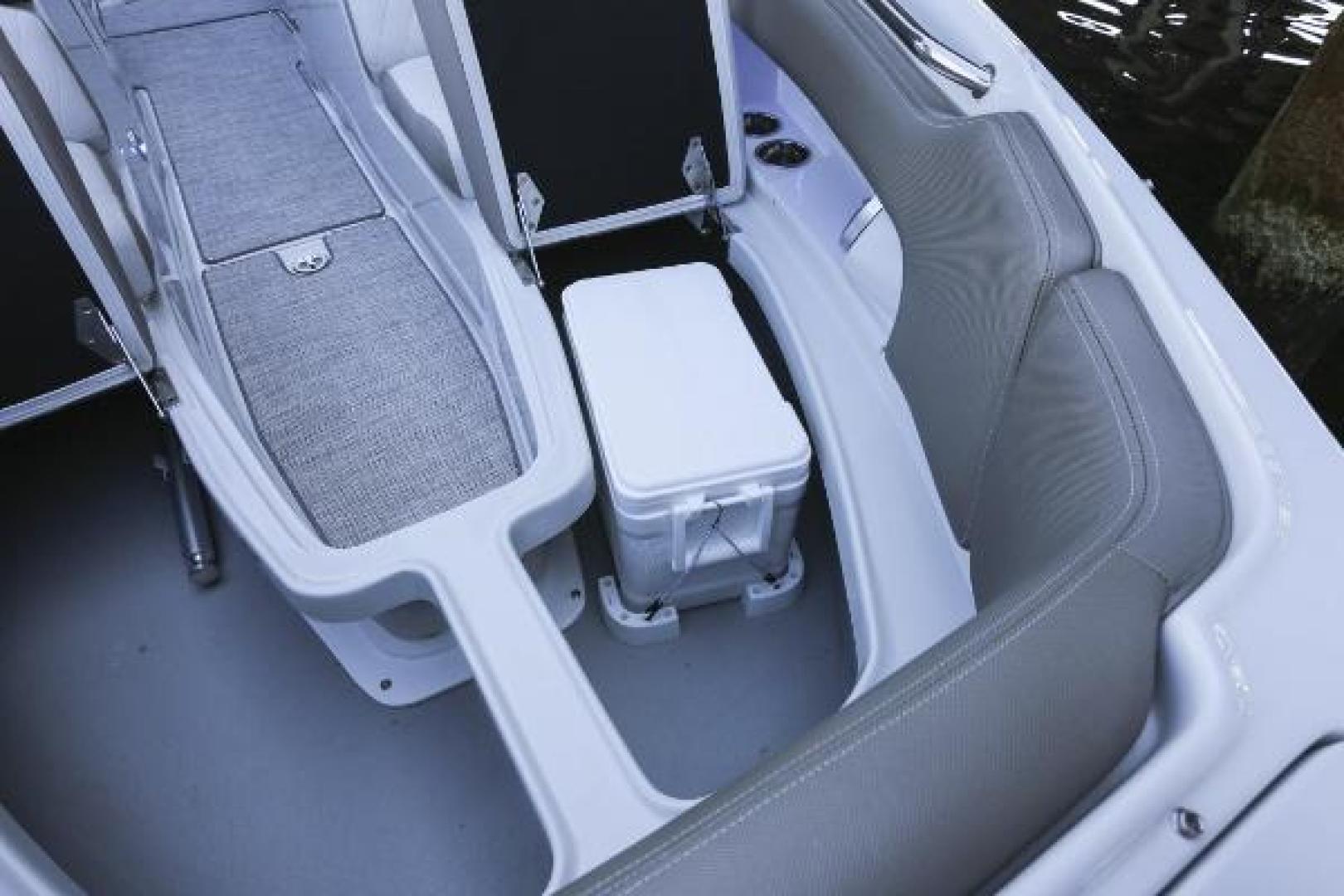 Slide: The Image of Crownline Boats 280 XSS 2023 - 1522410