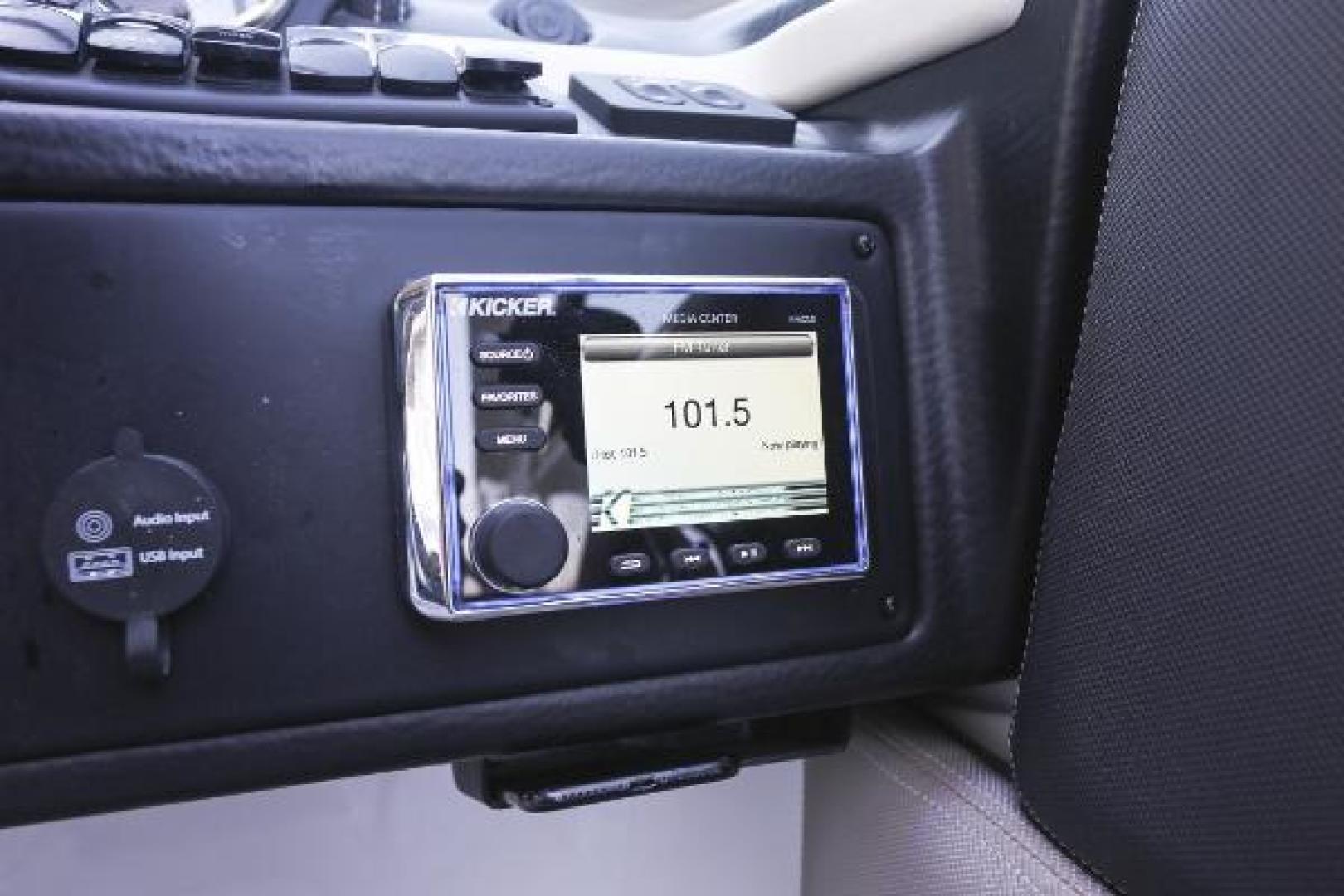 Slide: The Image of Crownline Boats 280 XSS 2023 - 1527348