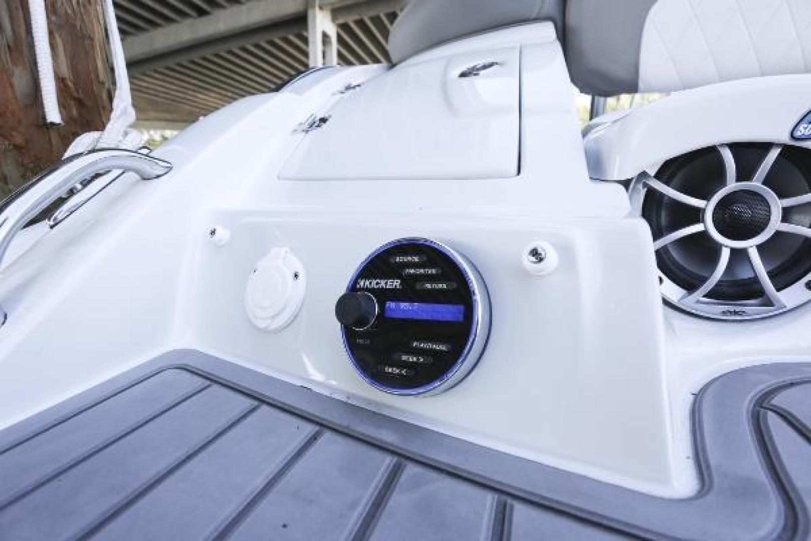 Slide: The Image of Crownline Boats 280 XSS 2023 - 1522449