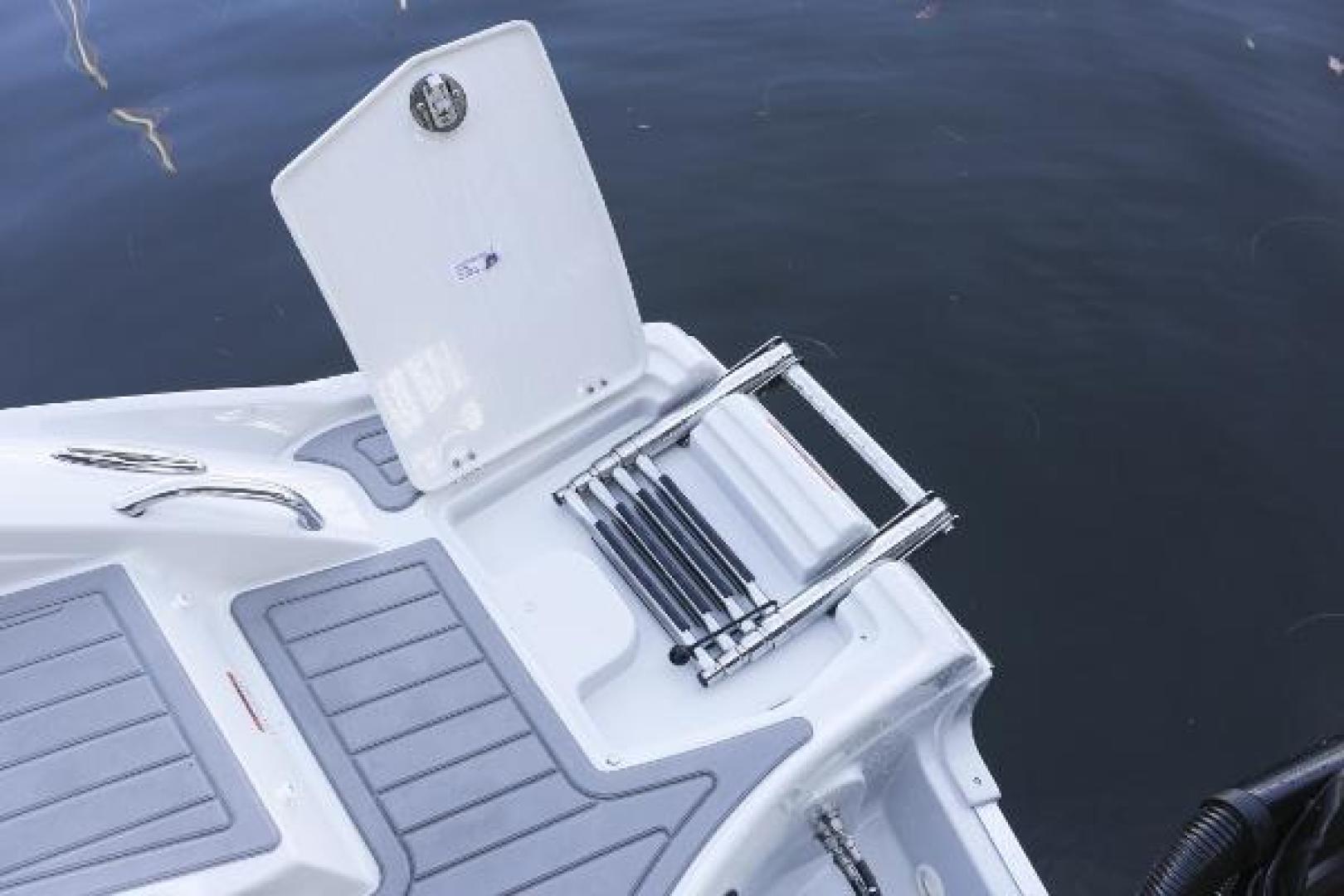 Slide: The Image of Crownline Boats 280 XSS 2023 - 1527377