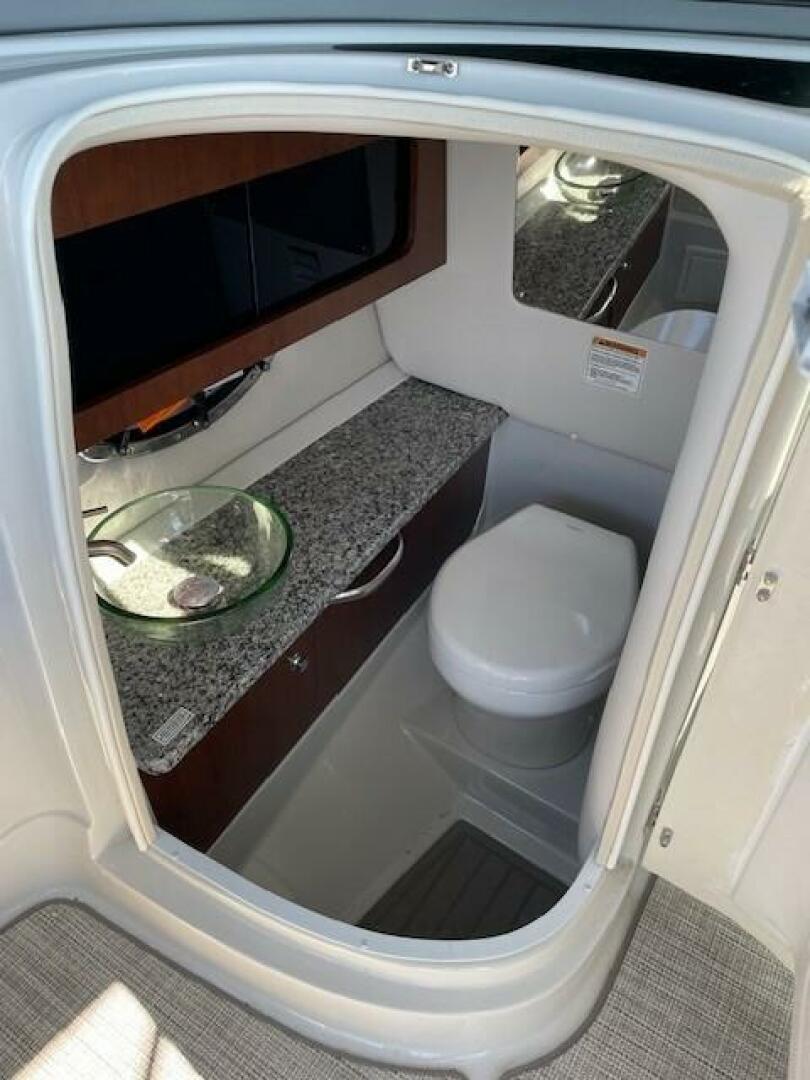 Slide: The Image of Crownline Boats 29 2023 - 4867214