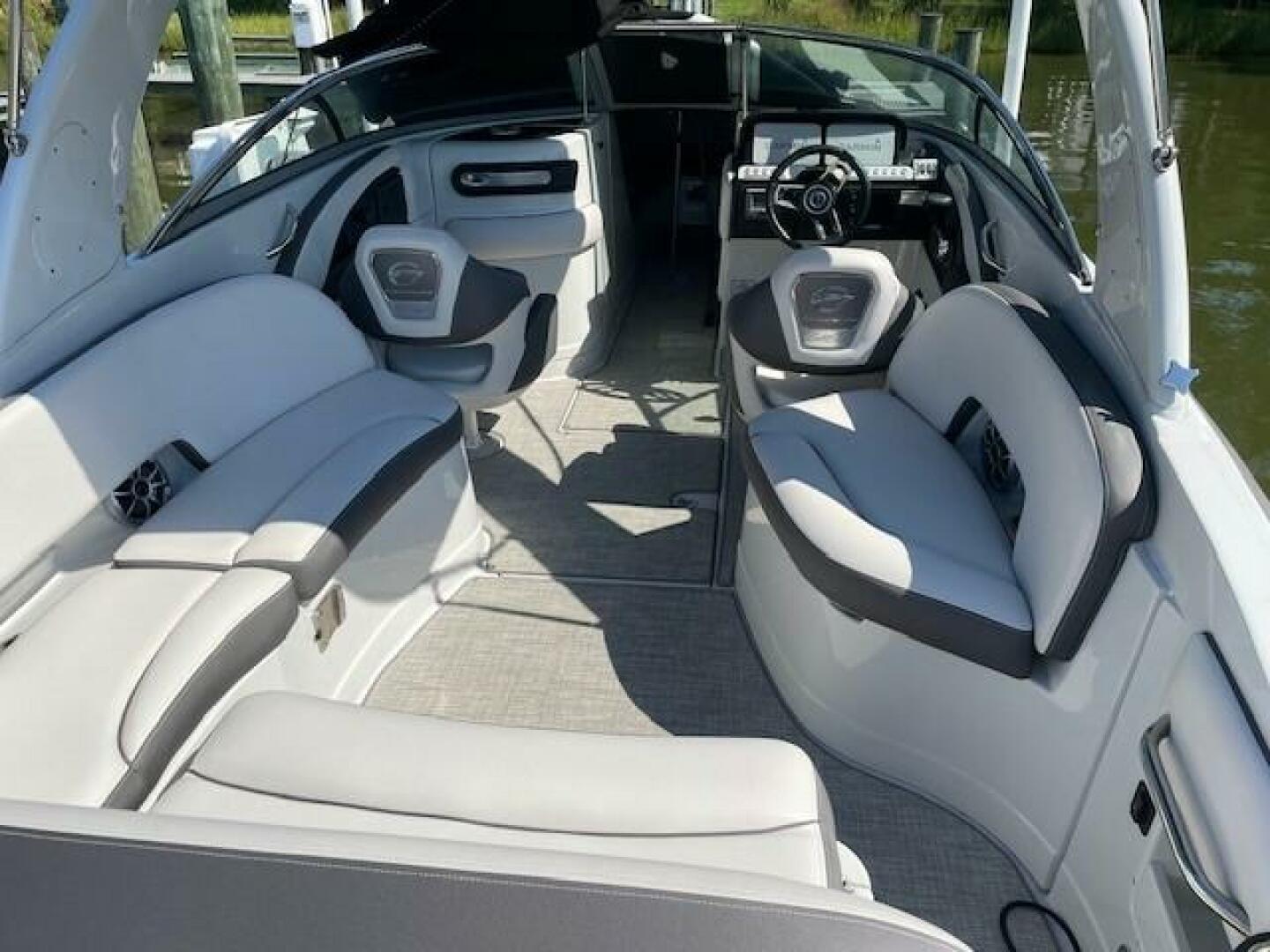 Slide: The Image of Crownline Boats 29 2023 - 4867226