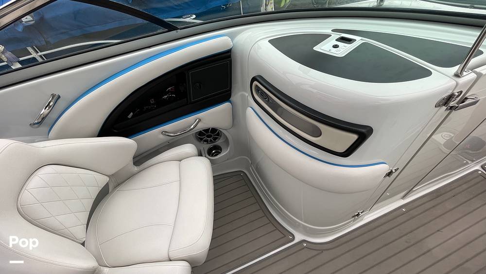 Slide: The Image of Crownline Boats 290 XXS 2021 - 13574626