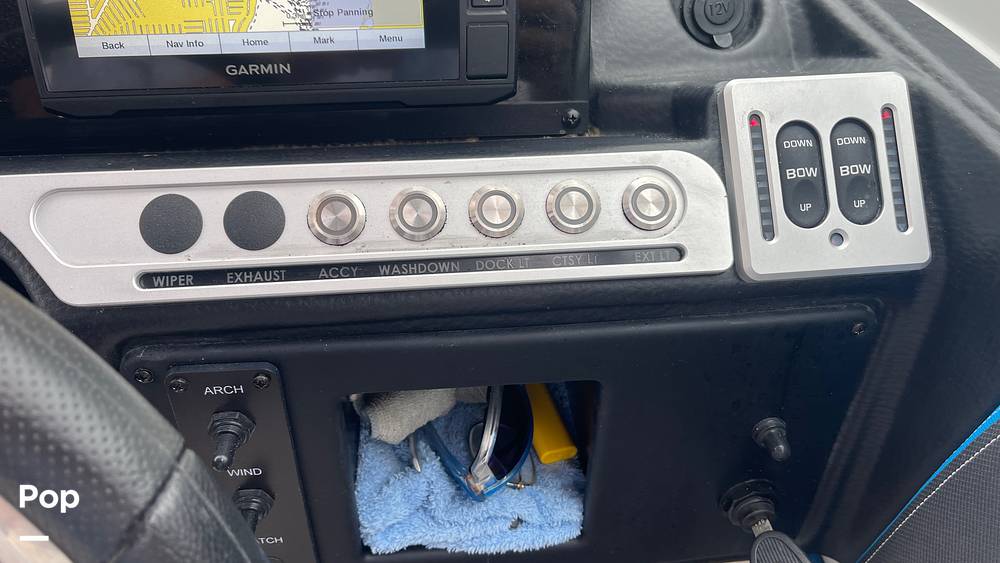 Slide: The Image of Crownline Boats 290 XXS 2021 - 13574631
