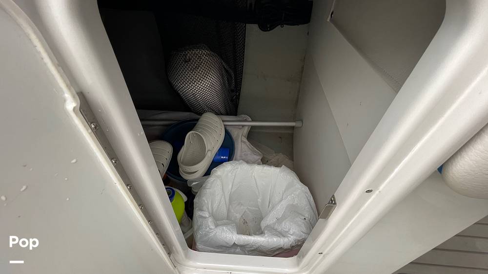 Slide: The Image of Crownline Boats 290 XXS 2021 - 13574650