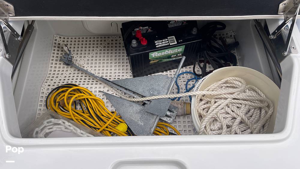 Slide: The Image of Crownline Boats 290 XXS 2021 - 13574661