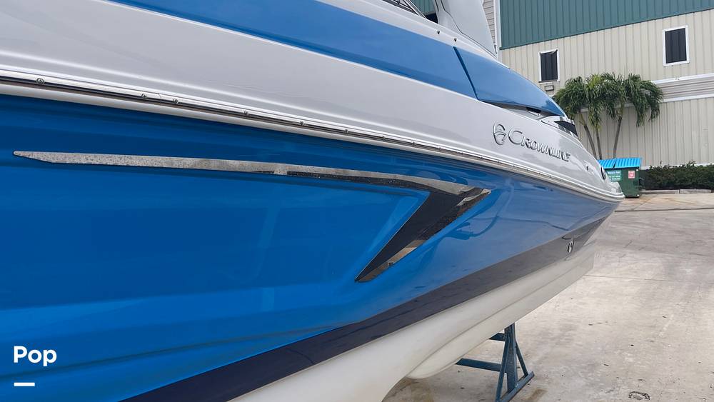 Slide: The Image of Crownline Boats 290 XXS 2021 - 13574614