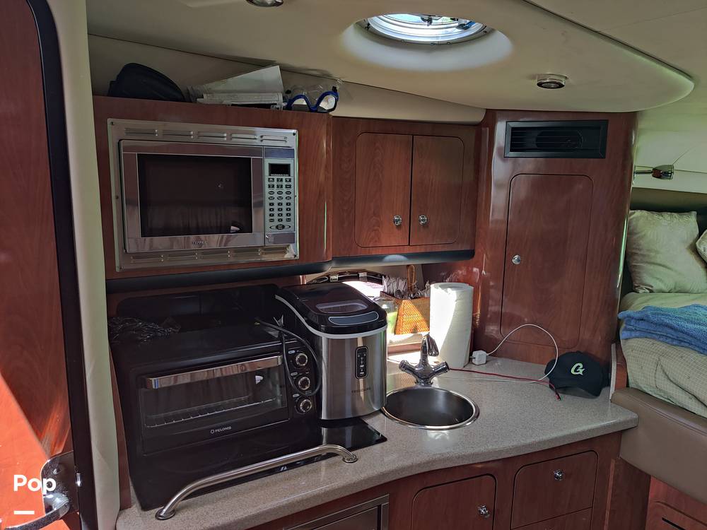 Slide: The Image of Crownline Boats 340CR 2007 - 23