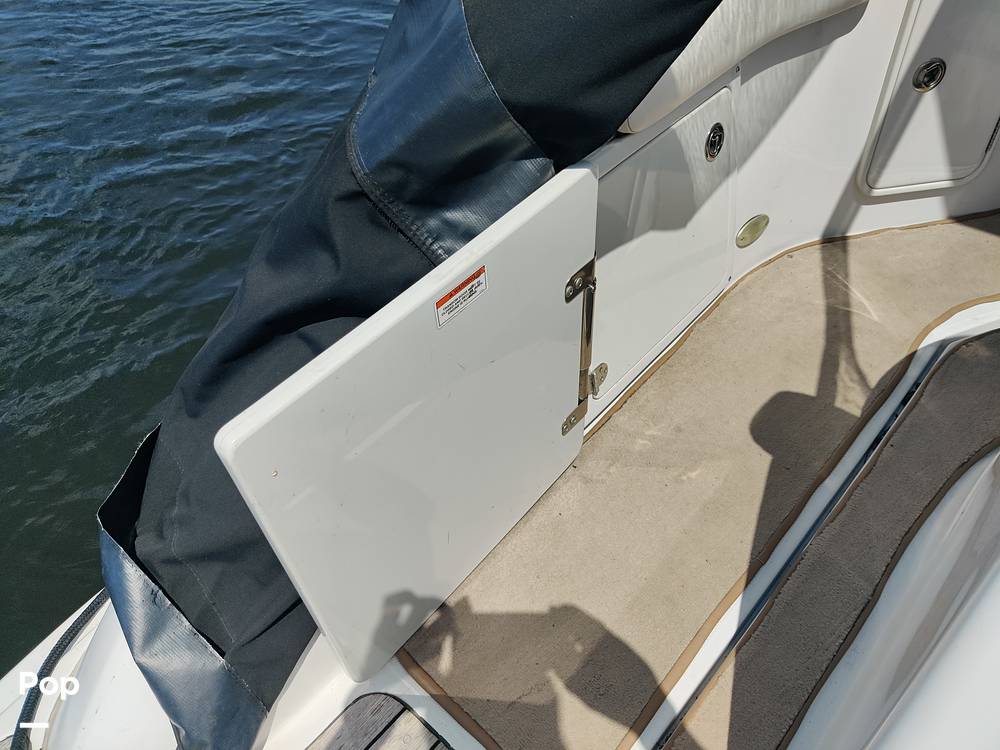 Slide: The Image of Crownline Boats 340CR 2007 - 33