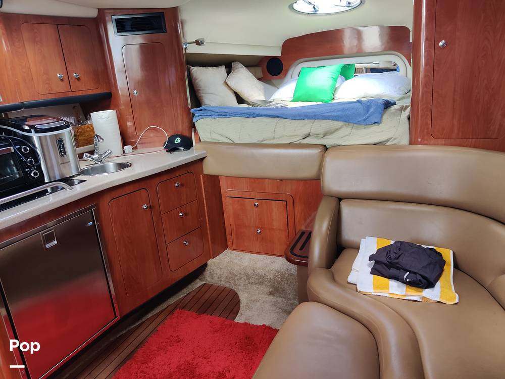 Slide: The Image of Crownline Boats 340CR 2007 - 58