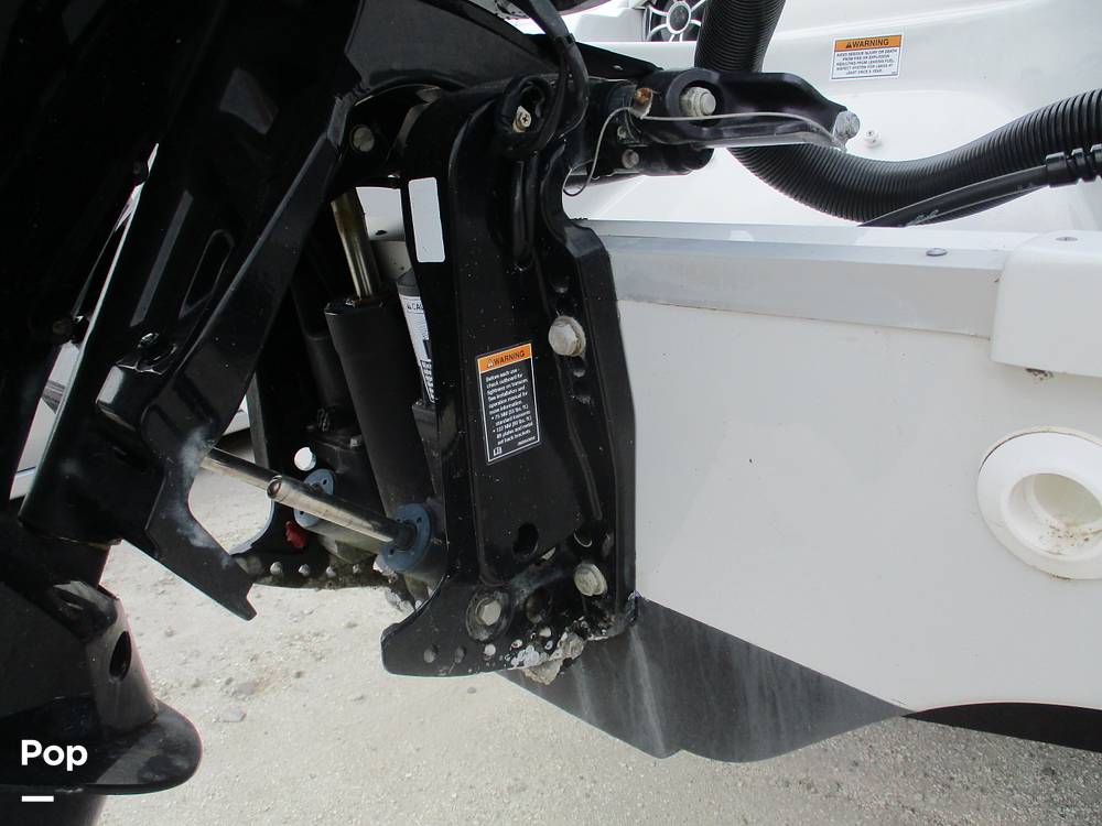 Slide: The Image of Crownline Boats E- 235 XS 2023 - 13955938