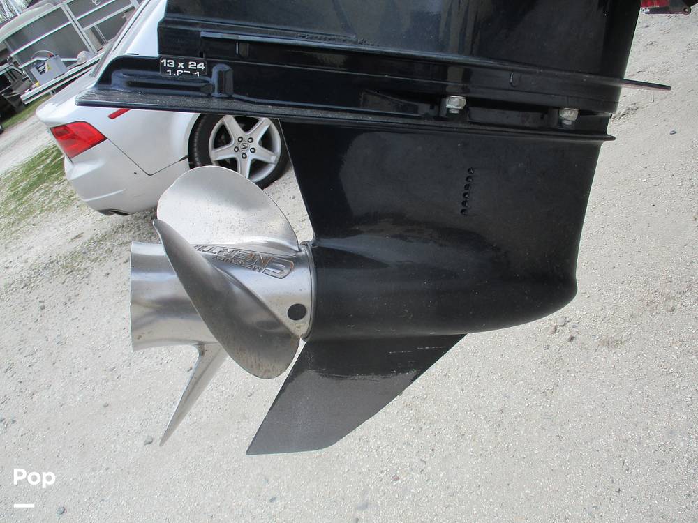 Slide: The Image of Crownline Boats E- 235 XS 2023 - 13955939