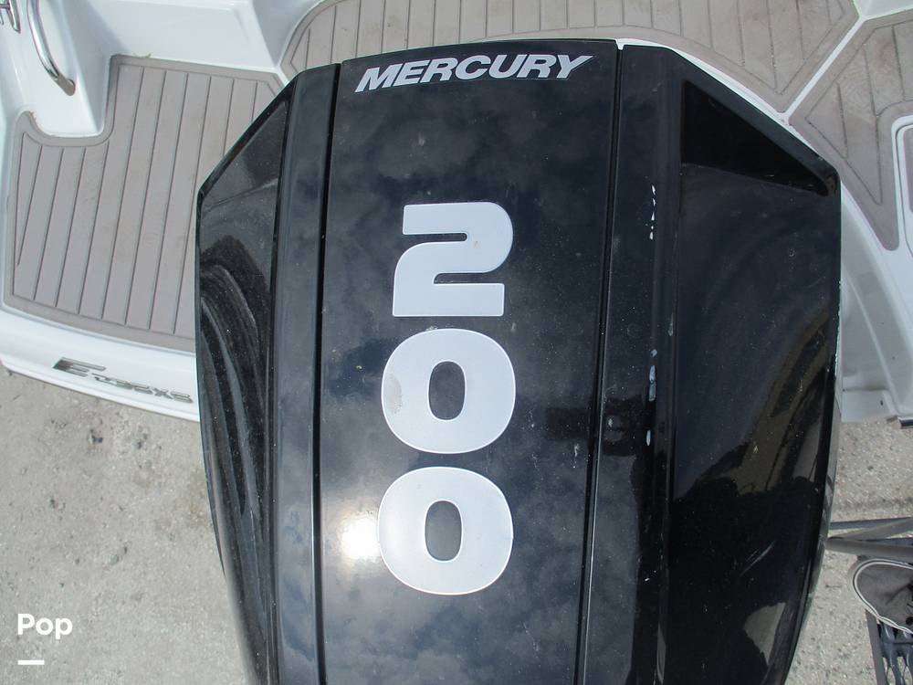 Slide: The Image of Crownline Boats E- 235 XS 2023 - 13955951
