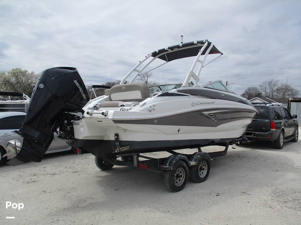 Slide: The Image of Crownline Boats E- 235 XS 2023 - 13955829