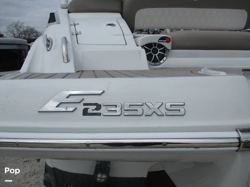 Slide: The Image of Crownline Boats E- 235 XS 2023 - 13955947