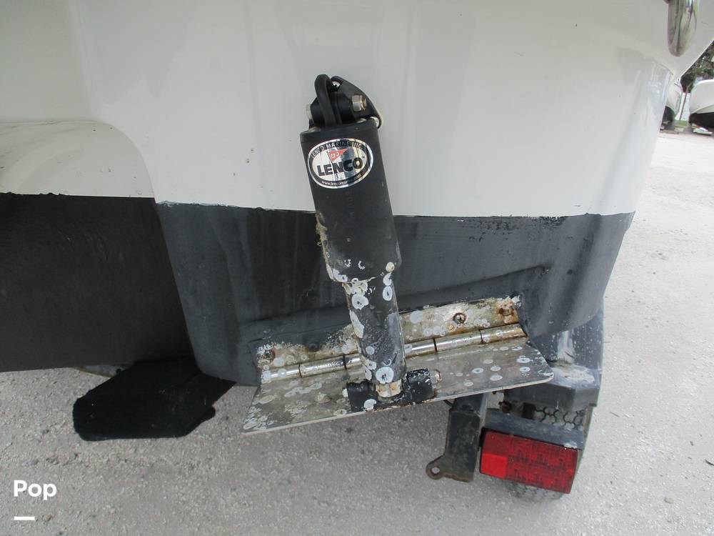 Slide: The Image of Crownline Boats E- 235 XS 2023 - 13955948