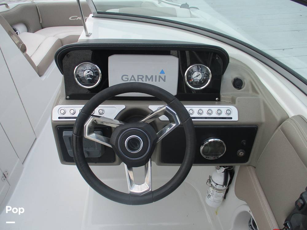 Slide: The Image of Crownline Boats E-235 XS 2023 - 13956084