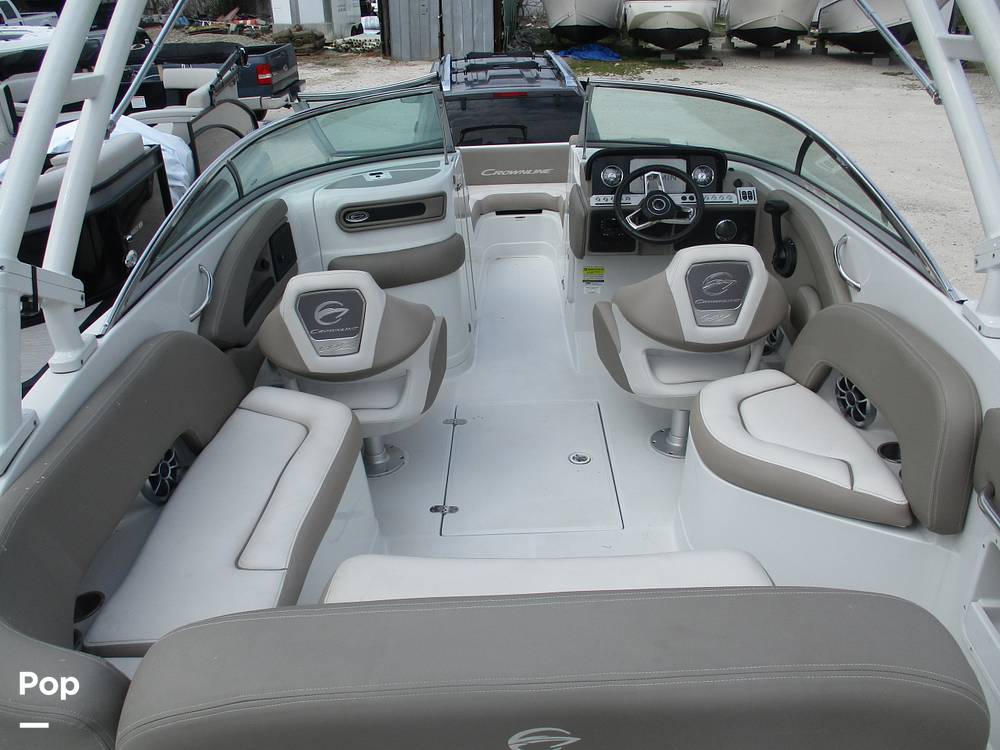 Slide: The Image of Crownline Boats E- 235 XS 2023 - 13955959