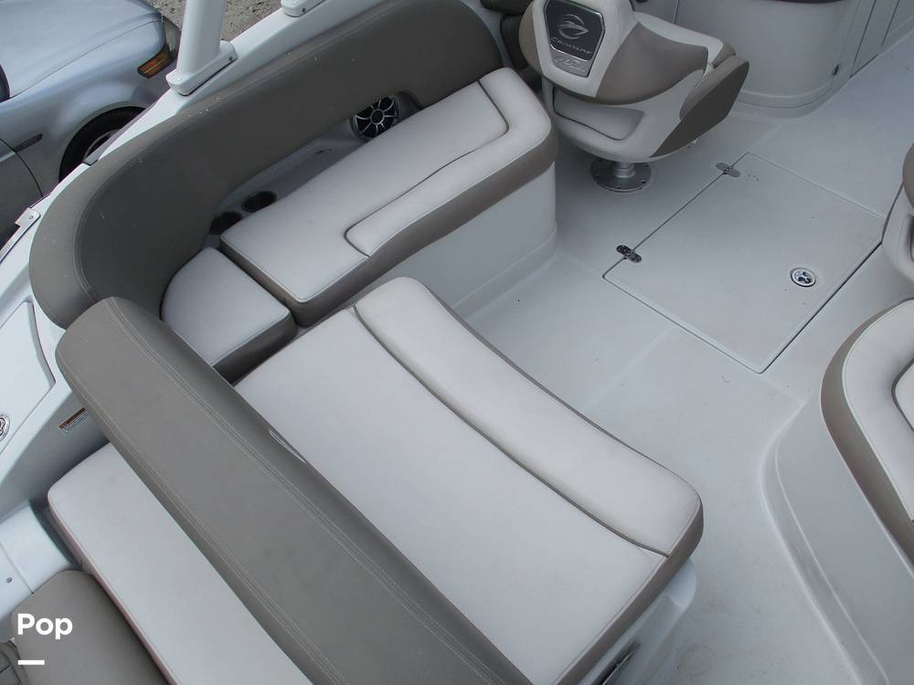 Slide: The Image of Crownline Boats E- 235 XS 2023 - 13955960