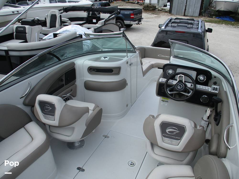 Slide: The Image of Crownline Boats E- 235 XS 2023 - 13955962