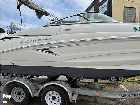 Slide: The Image of Crownline Boats E-235 XS 2023 - 13956052