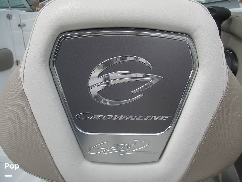 Slide: The Image of Crownline Boats E- 235 XS 2023 - 13955965