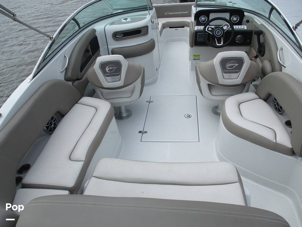 Slide: The Image of Crownline Boats E-235 XS 2023 - 13956076