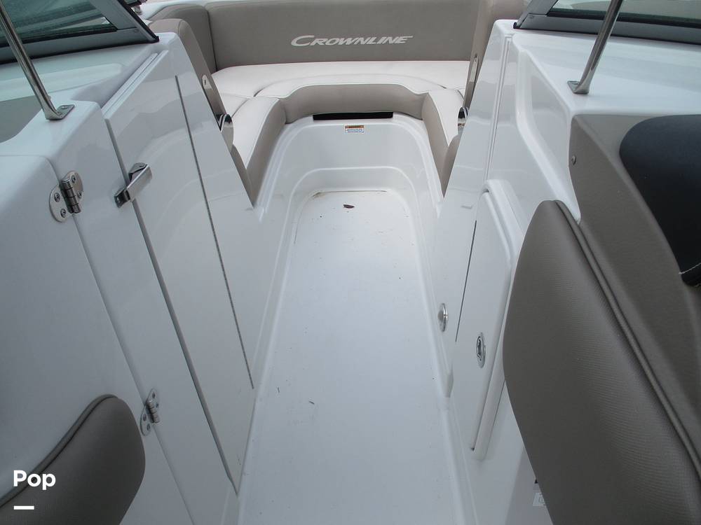 Slide: The Image of Crownline Boats E- 235 XS 2023 - 13955988