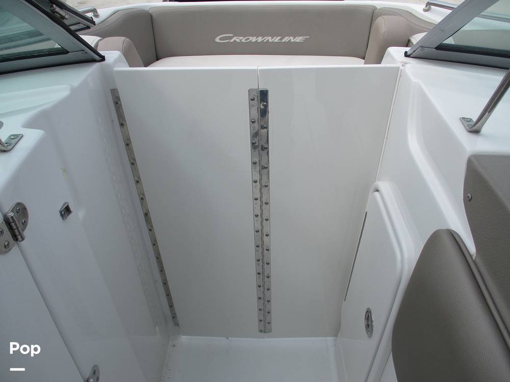 Slide: The Image of Crownline Boats E- 235 XS 2023 - 13955989