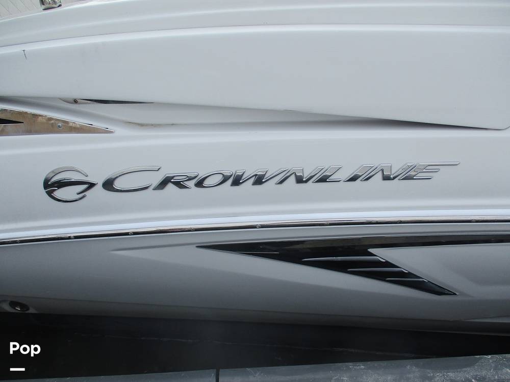 Slide: The Image of Crownline Boats E-235 XS 2023 - 13956061