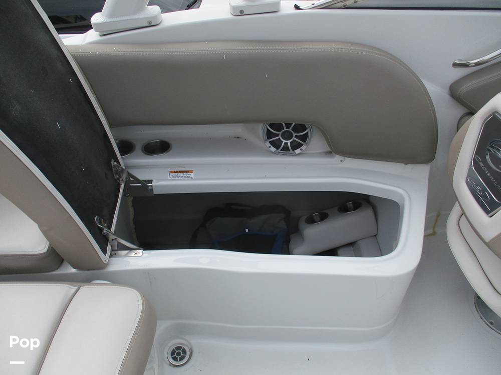 Slide: The Image of Crownline Boats E- 235 XS 2023 - 13956013