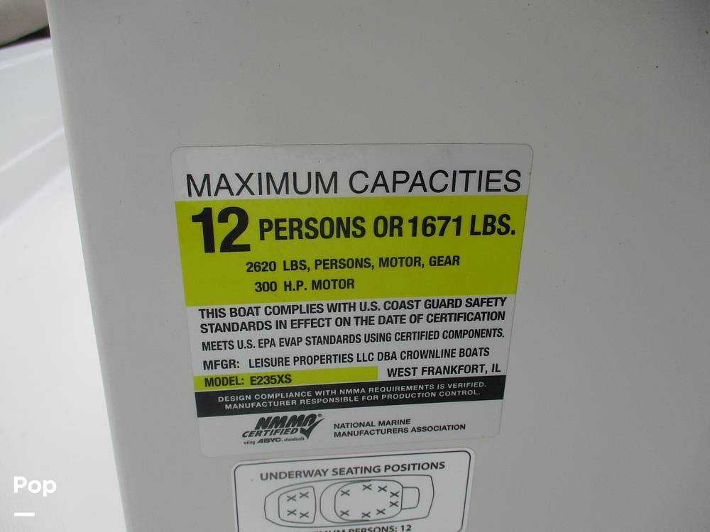 Slide: The Image of Crownline Boats E-235 XS 2023 - 13956096