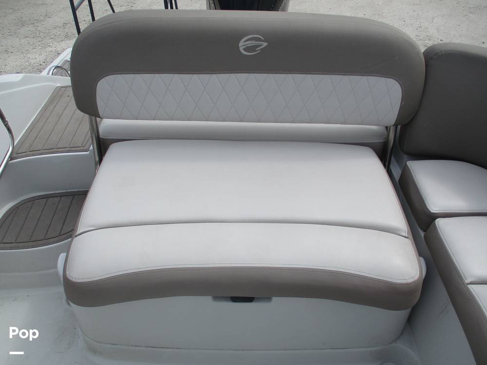 Slide: The Image of Crownline Boats E- 235 XS 2023 - 13956017