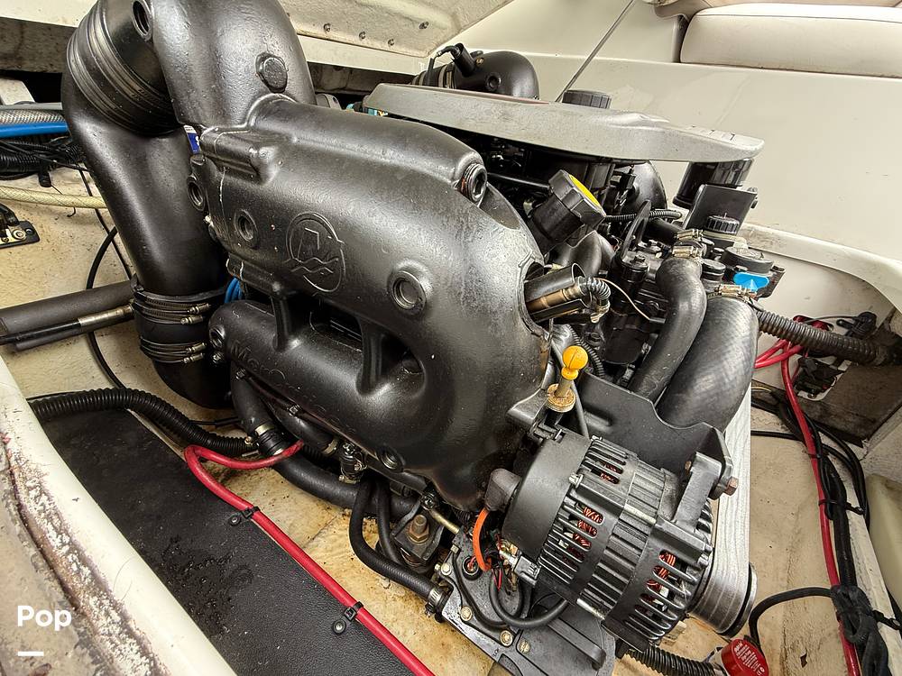 Slide: The Image of Crownline Boats E2 2013 - 15356906