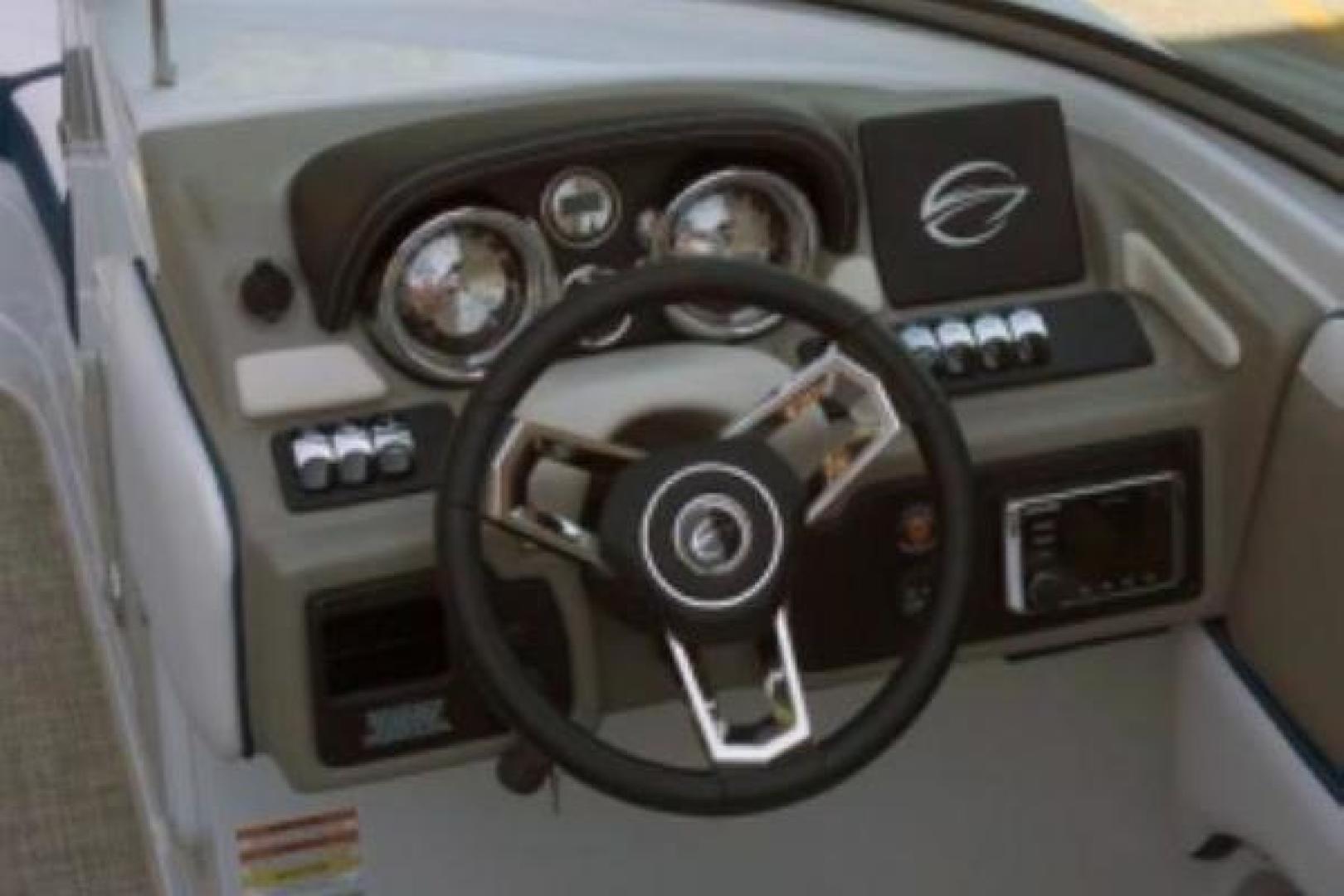 Slide: The Image of Crownline Boats E 205 XS 2023 - 1801178