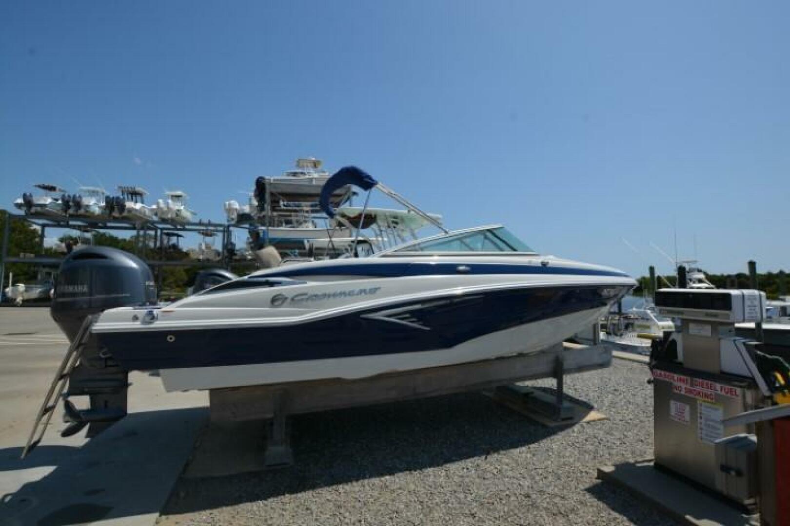 Slide: The Image of Crownline Boats E215XS 2019 - 5175784