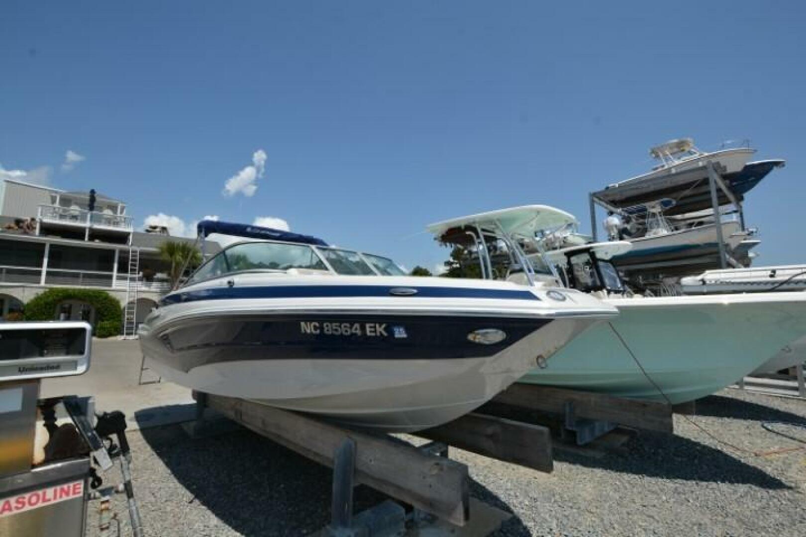 Slide: The Image of Crownline Boats E215XS 2019 - 5175785