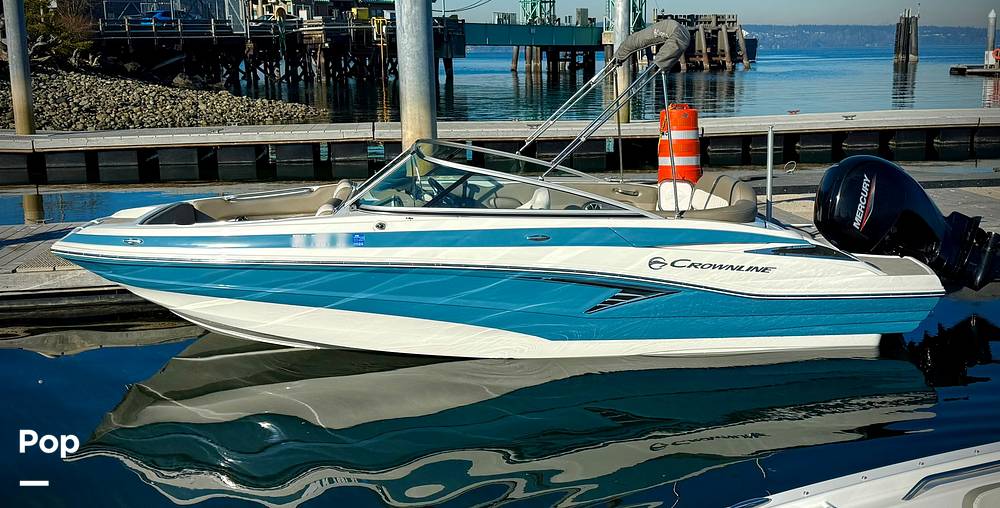 Slide: The Image of Crownline Boats E 215 XS 2022 - 15120509