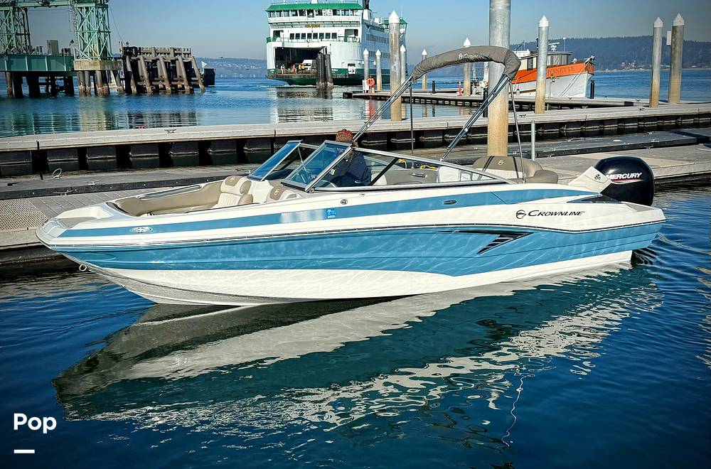 Slide: The Image of Crownline Boats E 215 XS 2022 - 15120512