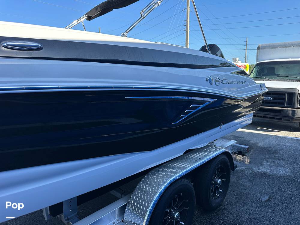 Slide: The Image of Crownline Boats E230XS 2024 - 15678446