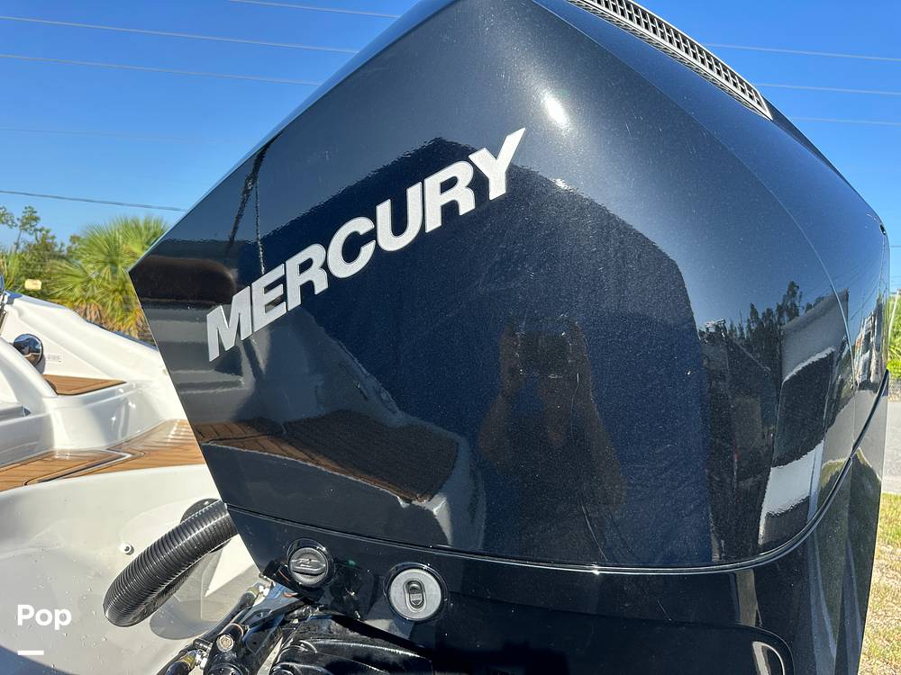 Slide: The Image of Crownline Boats E230XS 2024 - 15678455