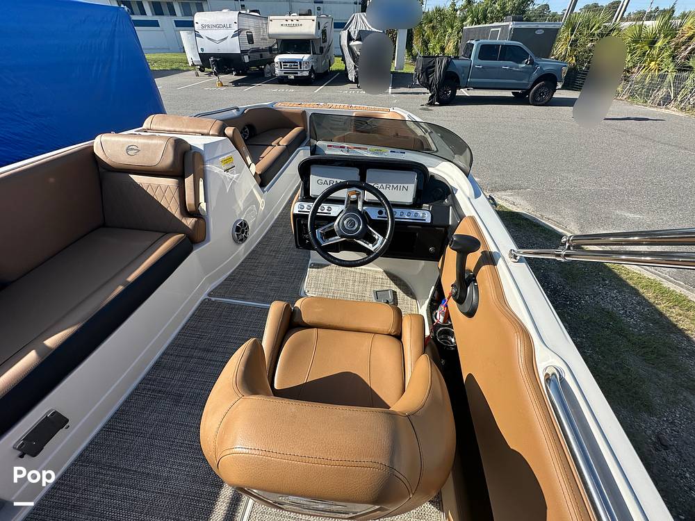 Slide: The Image of Crownline Boats E230XS 2024 - 15678471